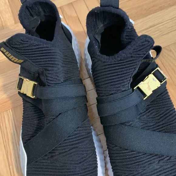 PUMA Defy Mid Varsity Selena Gomez Womens Shoes US Size 9 USED - Picture 8 of 10